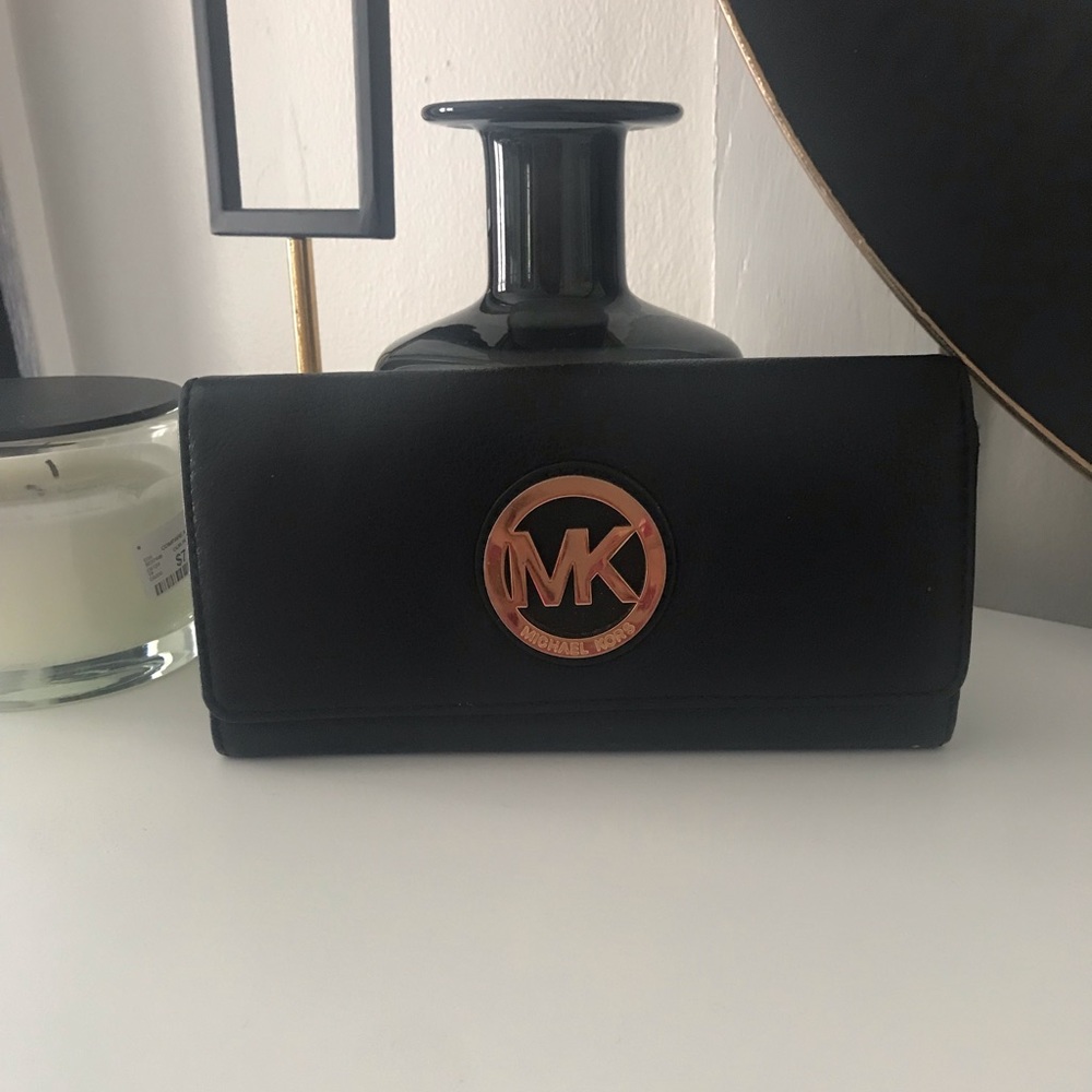 Black Michael Kors long wallet